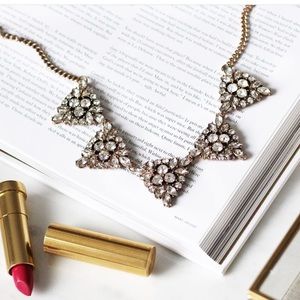 Spakly necklace NWT